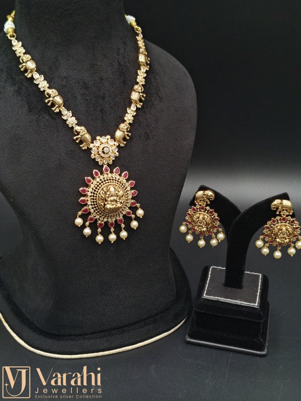 Stone necklace
