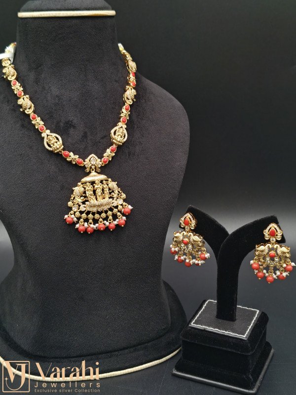 Stone necklace